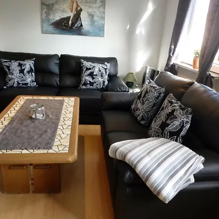 Debray Apartment *